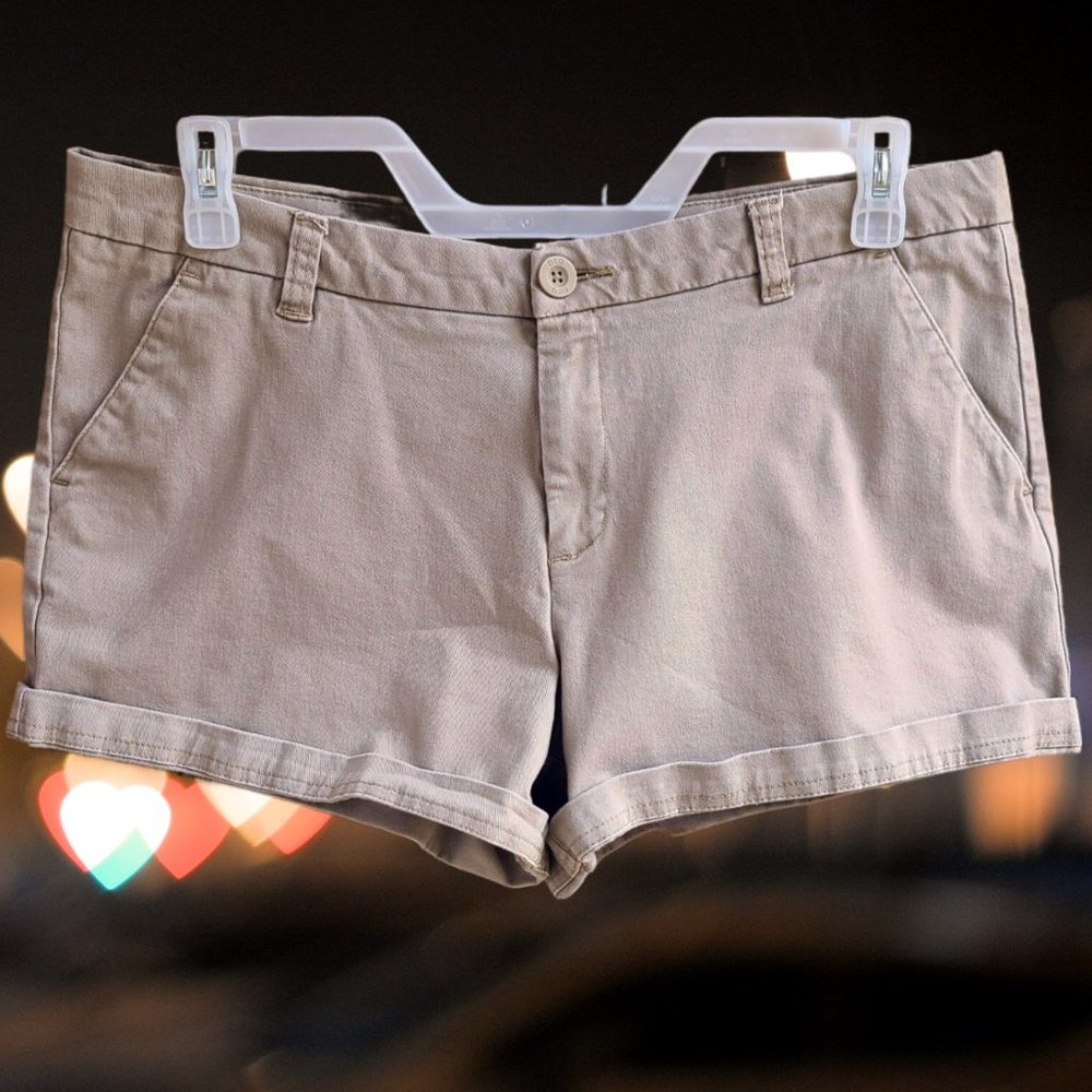 bcg Women's Chino Shorts Beige Size 14